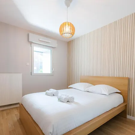 Confort Absolu à ,superbe Rénové 7 Avec Salles De Bain Privatives Parigi