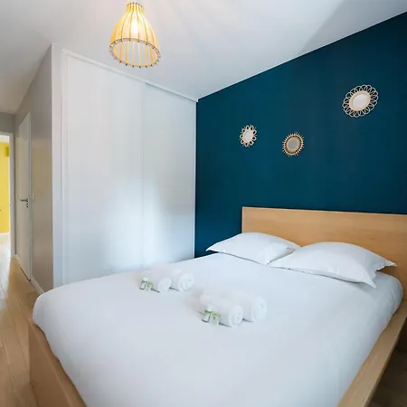 Confort Absolu A ,superbe Renove 7 Avec Salles De Bain Privatives Apartment Paris