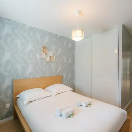 Apartment Confort Absolu A ,superbe Renove 7 Avec Salles De Bain Privatives